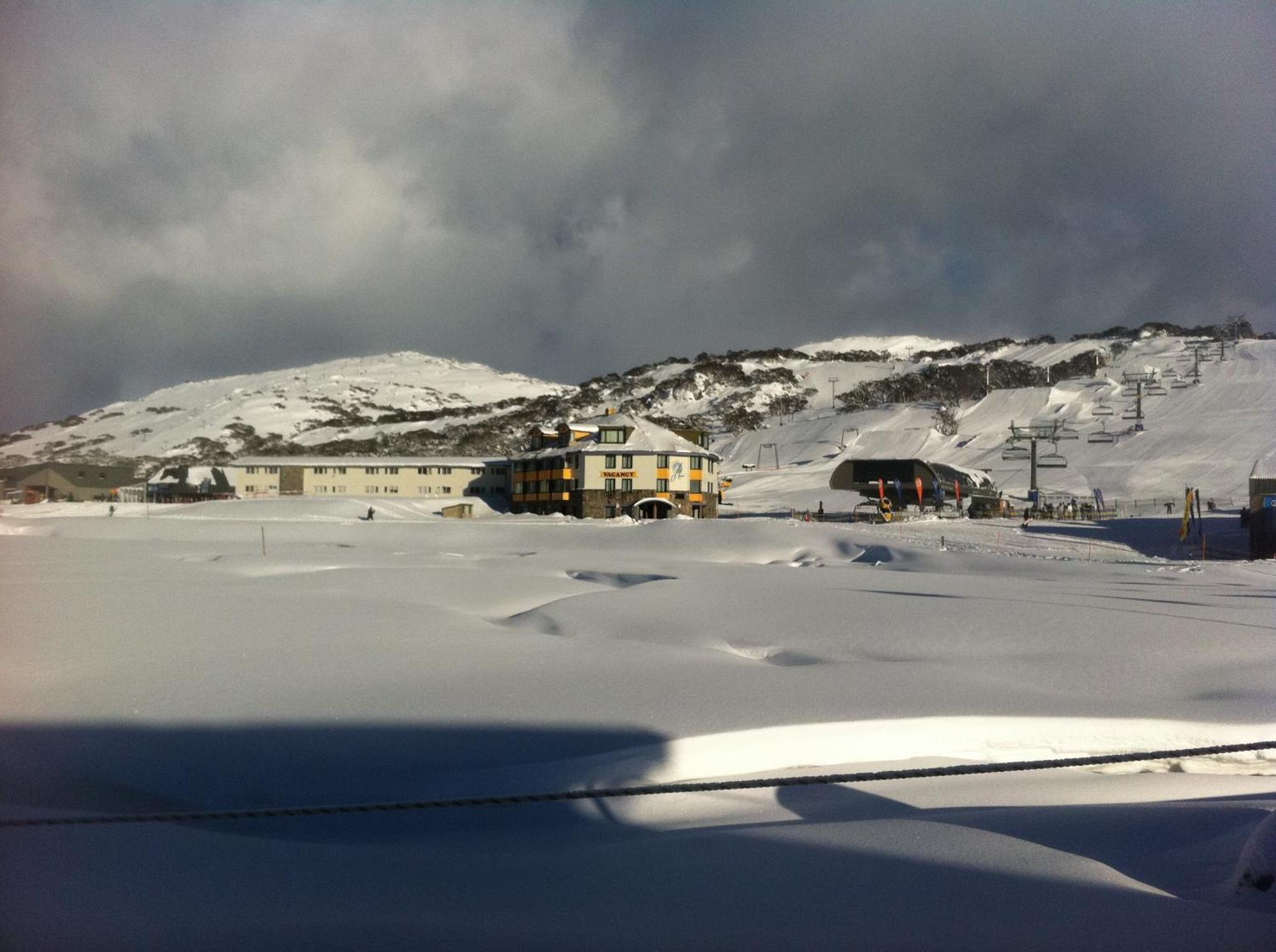 Perisher Manor Hotel Perisher Valley Exterior foto